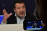 پاریس سفیر ایتالیا را احضار کرد؛ جنگ لفظی ماتئو سالوینی علیه امانوئل ماکرون