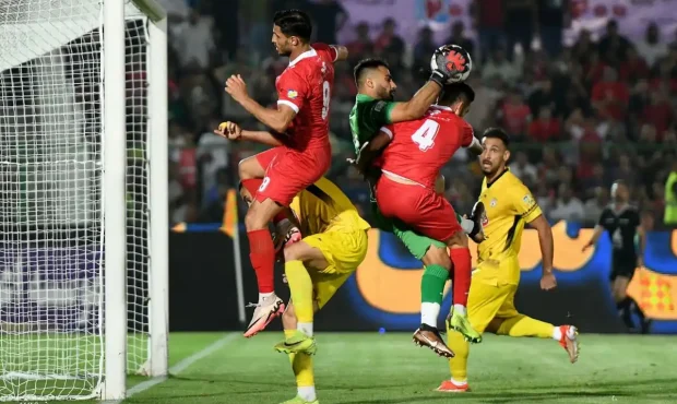 خلاصه بازی پرسپولیس و فجرسپاسی ؛ پنالتی پرسپولیس مقابل فجر از دست رفت !