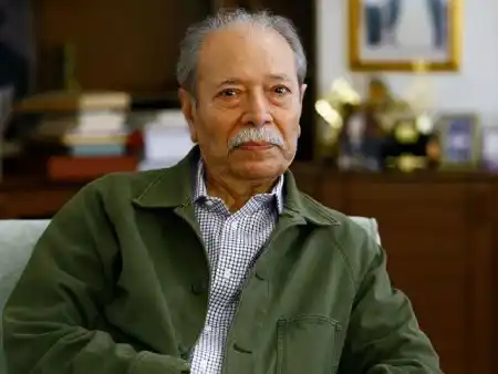 ویدیو گفتگو علی نصیریان با بی بی سی : برای کار در خارج باید به حکومت بد و بیراه گفت