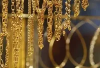 آخرین تغییرات قیمت طلا سکه دلار امروز سه شنبه ۴ آذر ۱۴۰۴