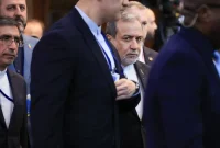 دیدار سه‌ساعته مقام‌های آمریکا و ایران در نیویورک برای پایان جنگ