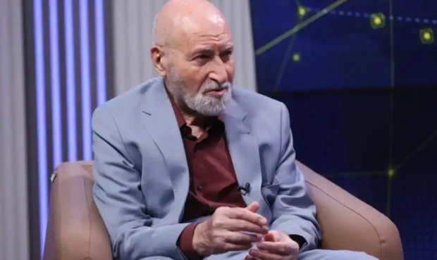 بهزاد نبوی: نتانیاهو و رضا پهلوی تصور می کردند که مردم به خیابان ها می آیند و کار نظام را تمام کنند
