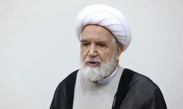 مهدی کروبی : کشور در وضعیت بحرانی است