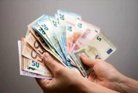 افزایش قیمت دلار و یورو در صرافی ملی امروز دوشنبه ۲۸ مهر ۱۴۰۴