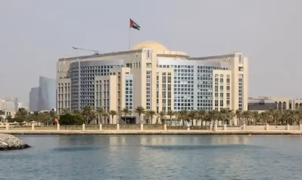 امارات سفارت خود را در ایران بست امارات سفارت خود را در ایران بست