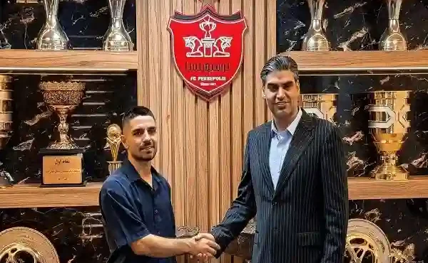 قرارداد محمد عمری وینگر پرسپولیس تمدید شد قرارداد محمد عمری وینگر پرسپولیس تمدید شد