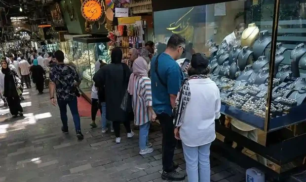 قیمت دلار، طلا و سکه امروز پنجشنبه ۲۶ شهریور | دلار آزاد زیر ۲۳۰ هزار تومان قیمت دلار، طلا و سکه امروز پنجشنبه ۲۶ شهریور | دلار آزاد زیر ۲۳۰ هزار تومان