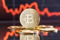 سقوط بیت‌کوین به زیر ۸۴ هزار دلار؛ بیش از ۵۵۰ میلیون دلار لیکویید شد