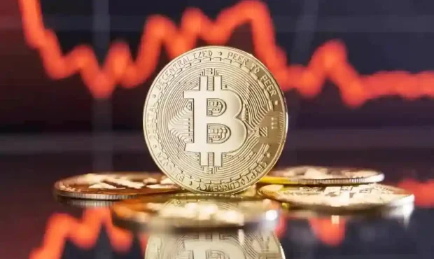 سقوط بیت‌کوین به زیر ۸۴ هزار دلار؛ بیش از ۵۵۰ میلیون دلار لیکویید شد
